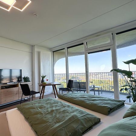 Helles Apartment Mit Tollem Blick Ueber Augsburg Exterior foto